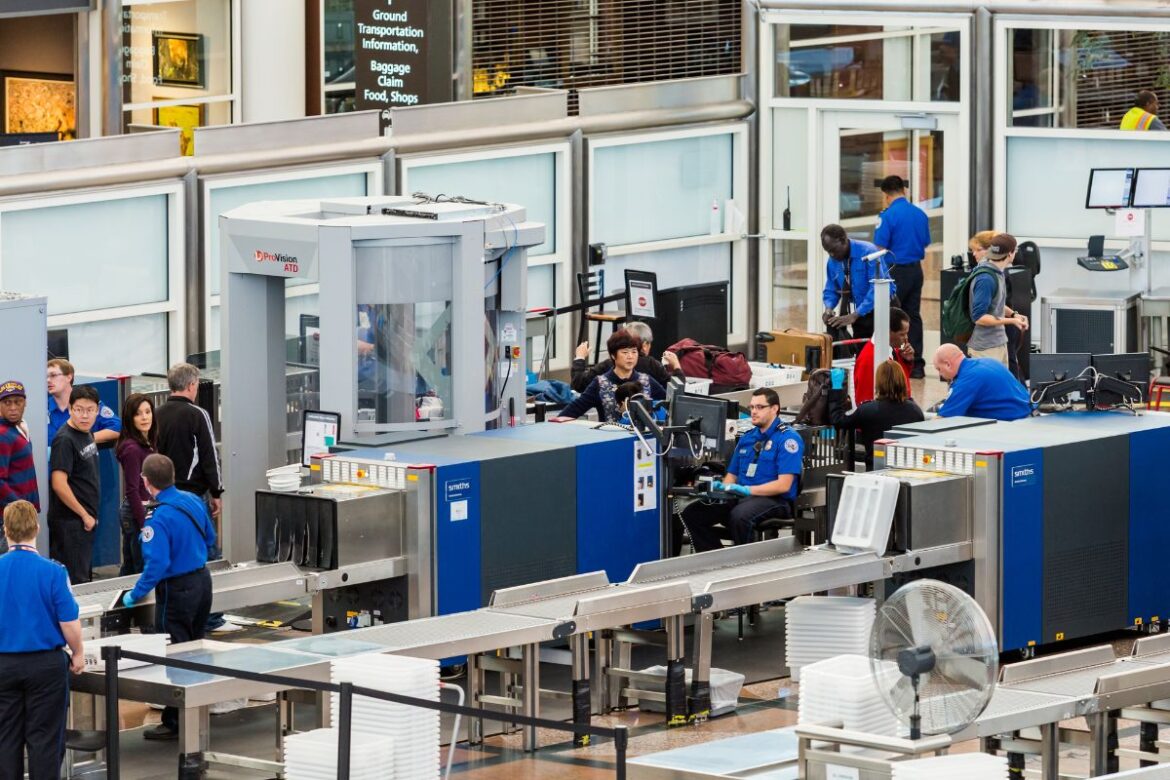 La TSA planea implantar el polémico reconocimiento facial en 400 aeropuertos más